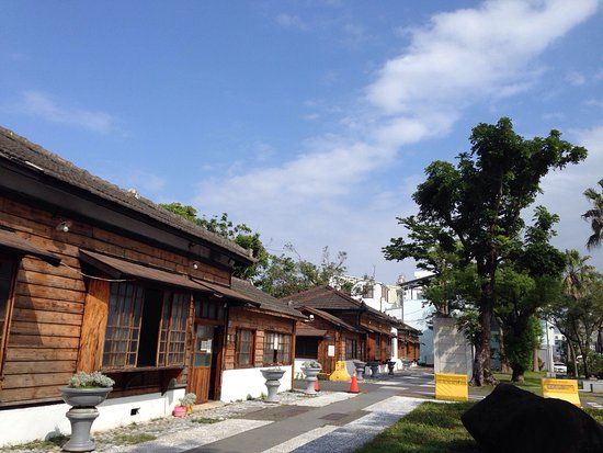 Baoding Yiwen Center